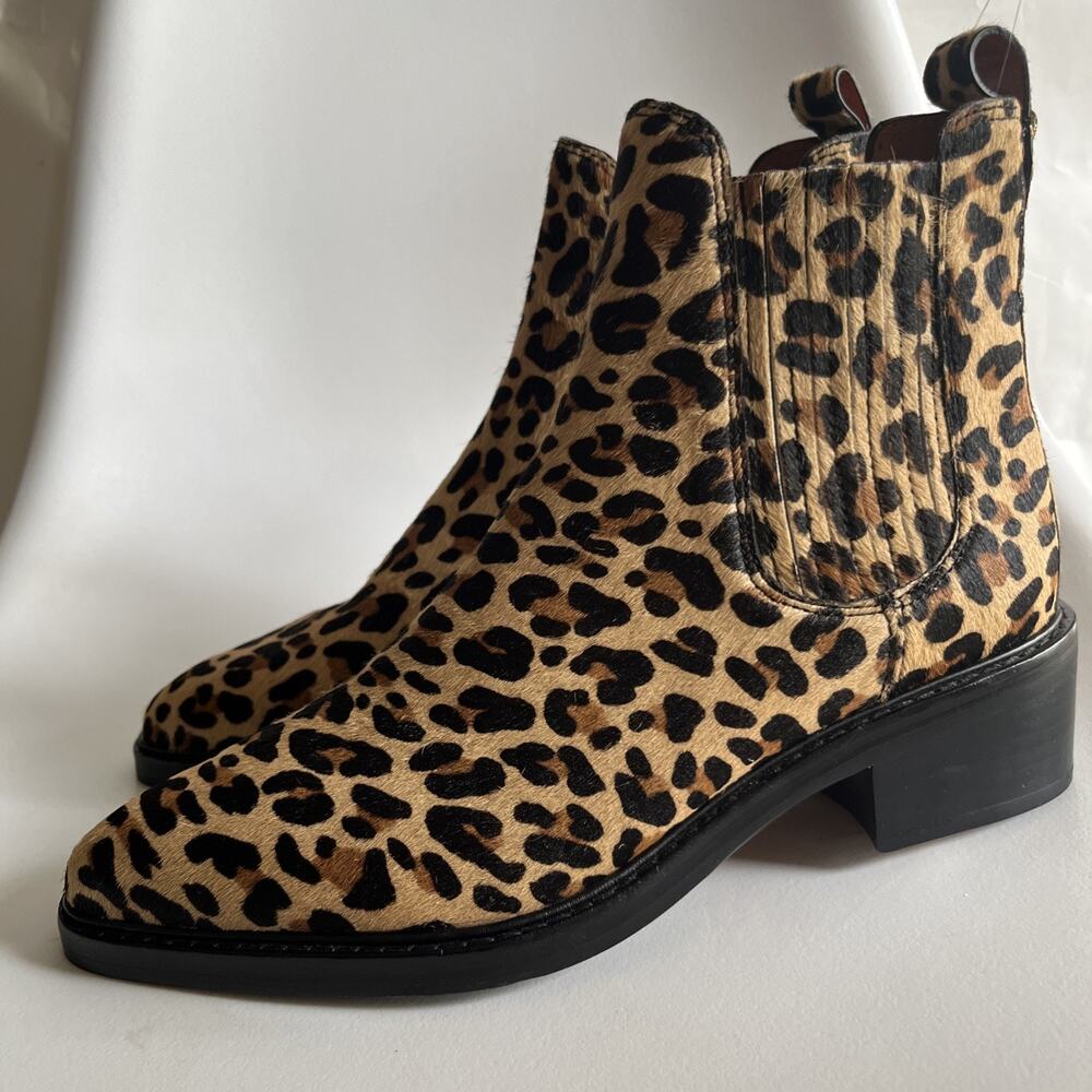 COACH Boots Sz 9 Women's Animal Print Bowery Heel Bootie Calf Fur Charm Cheetah - Picture 11 of 16